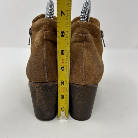 Steve Madden Tan Leather Western Style Pointed Toe Ankle Boots Size 36 Zipper - Picture 7 of 13